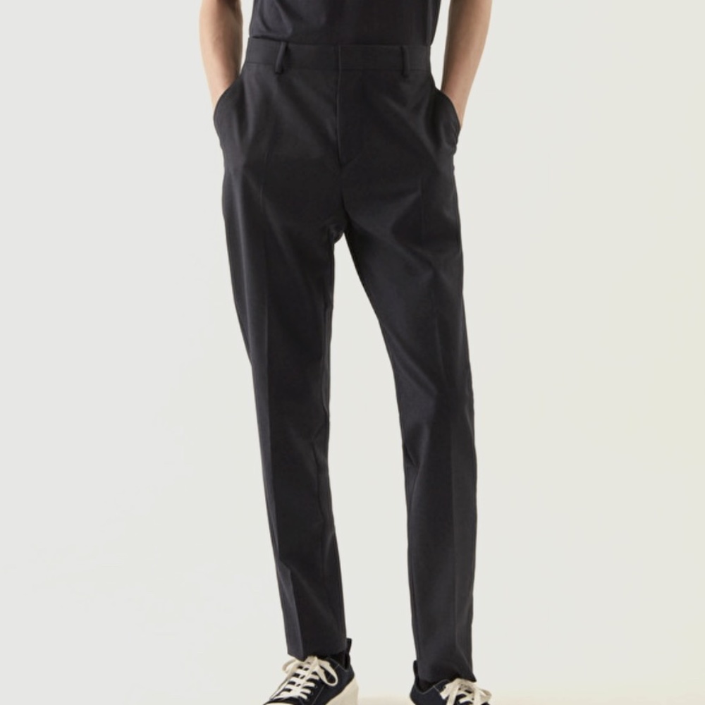 Like New! Men's COS SolidBlack Dressy StripeLined Pleated Tapered Pants Size 34R